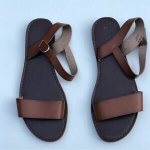 Merona Women’s Cognac Low Heel Ankle Strap Sandals Sz 8.5